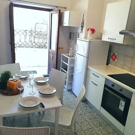 Ginestra Apartment